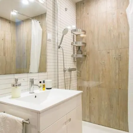 Apartman Principe Real Cool And Artistic 3 Bedrooms Flat! *