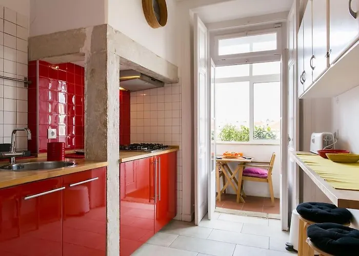 Principe Real Cool And Artistic 3 Bedrooms Flat! شقة *