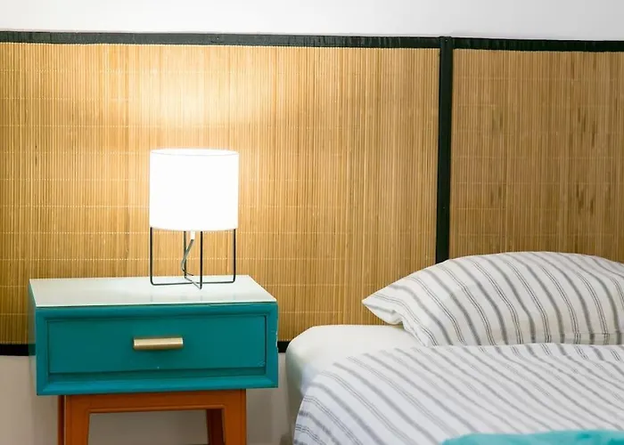 Principe Real Cool And Artistic 3 Bedrooms Flat! شقة *